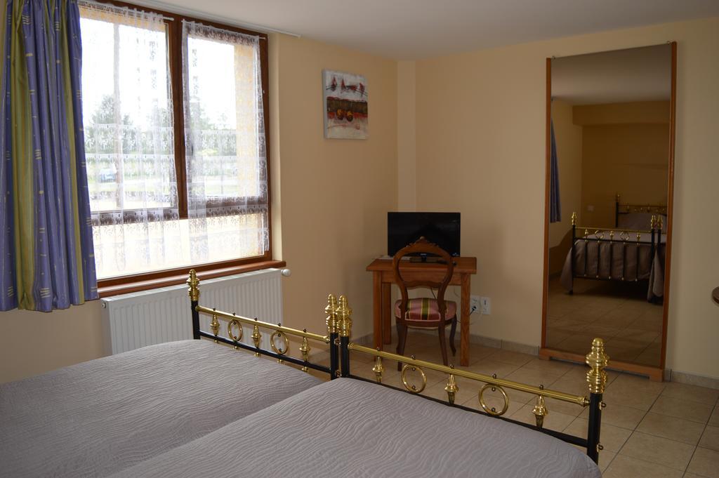 Cote Midi Chambre D'Hote Chaneins المظهر الخارجي الصورة